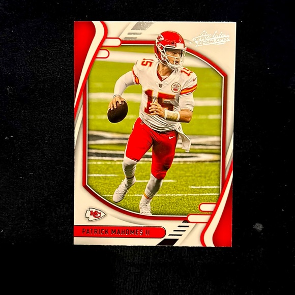Patrick Mahomes Absolute Football card No.1 - Picture 1 of 3